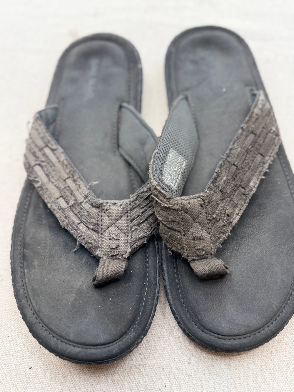 Aloha Island Bennett Sandals